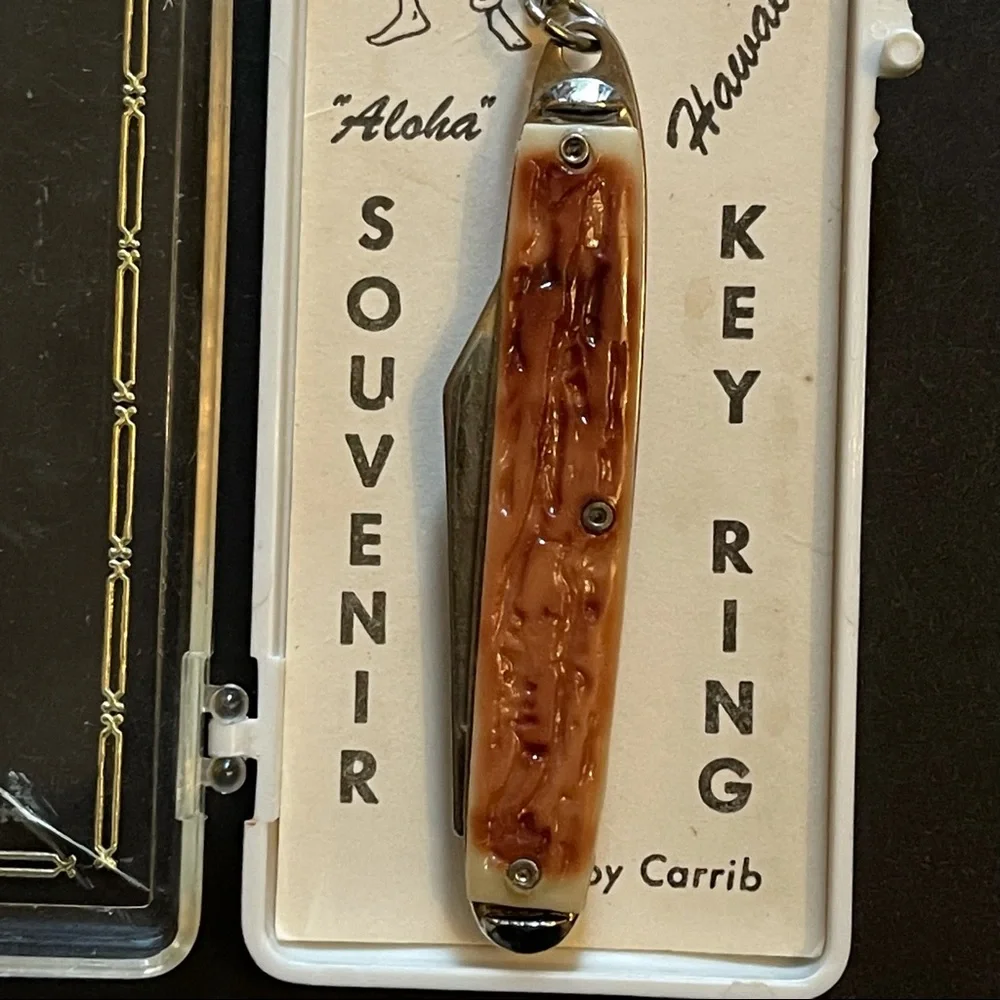 VTG Hawaiian Souvenir Key Chain With Tiki